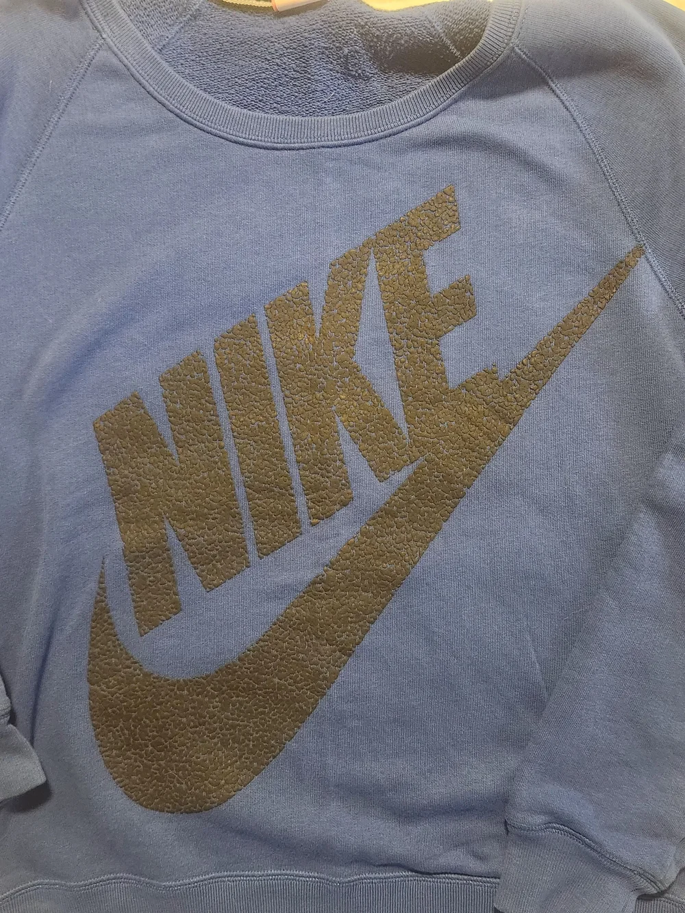 Nike comfortable crewneck